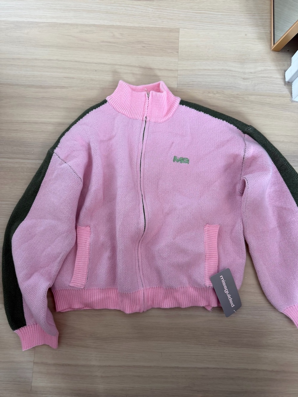 Missguided Pink Zip-Up Knit Jacket with Olive Trim
